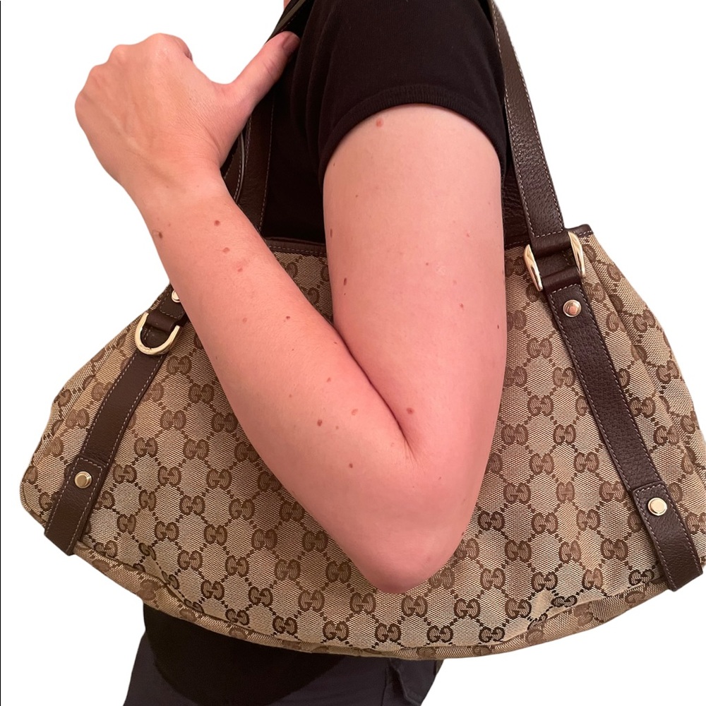 🎉HP🎉🍾FIRM EUC Gucci Abbey GG Shoulder Bag # 130736 493492